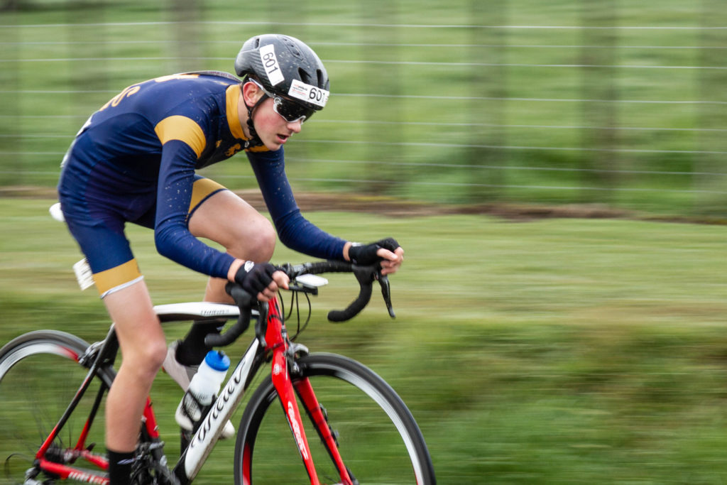 Racing during the North Island Secondary School Cycling Championships