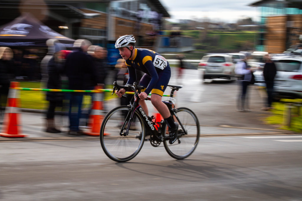 Racing during the North Island Secondary School Cycling Championships