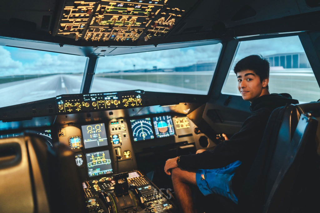 Tejas Lamb in the Auckland Aeroclub flight simulator