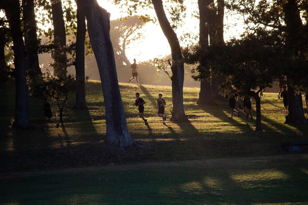 The juniors racing through the Auckland Domain