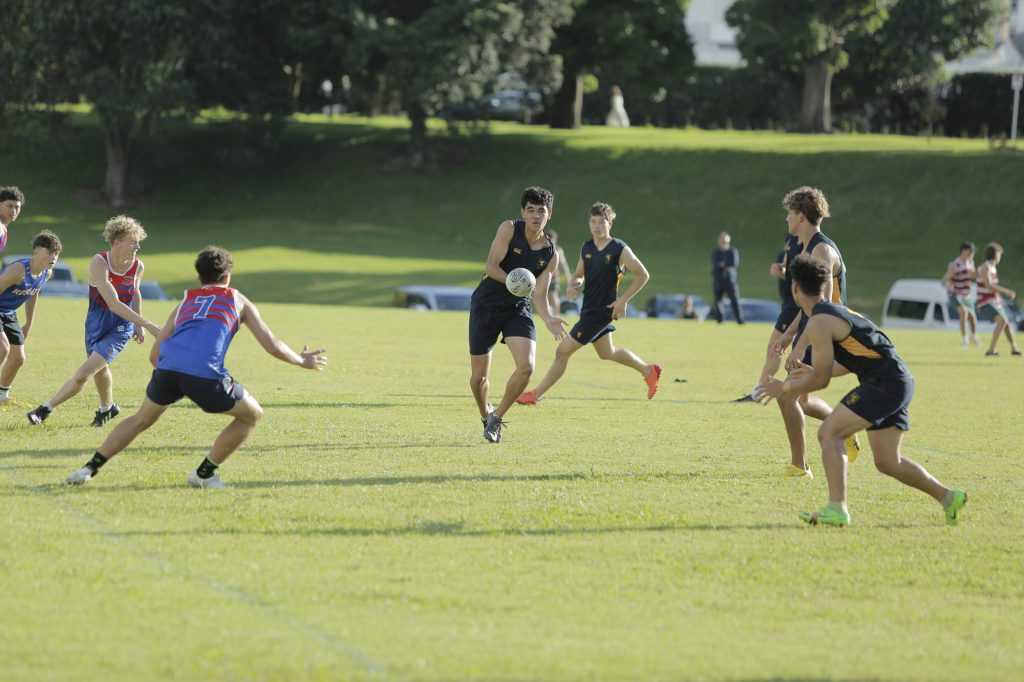 The Premier Touch Rugby team against Rosmini College – Auckland Grammar ...